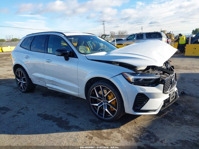 2025 VOLVO XC60 PLUG-IN HYBRID YV4H60RP2S1055108