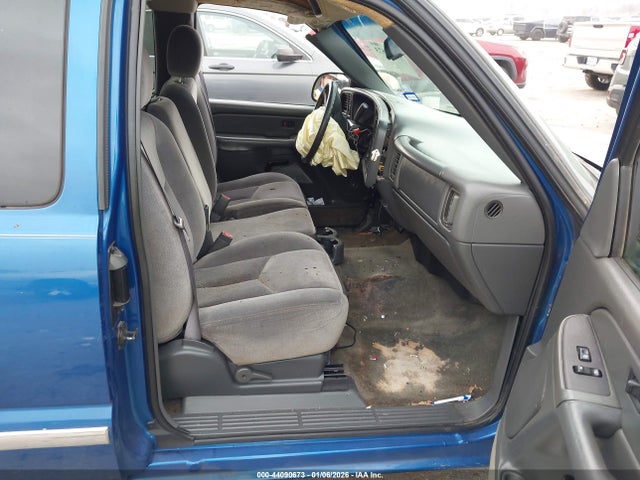 Продажа на аукционе авто 2004 Gmc Sierra 1500 Sle, vin: 2GTEC19V241116585, номер лота: 44090673