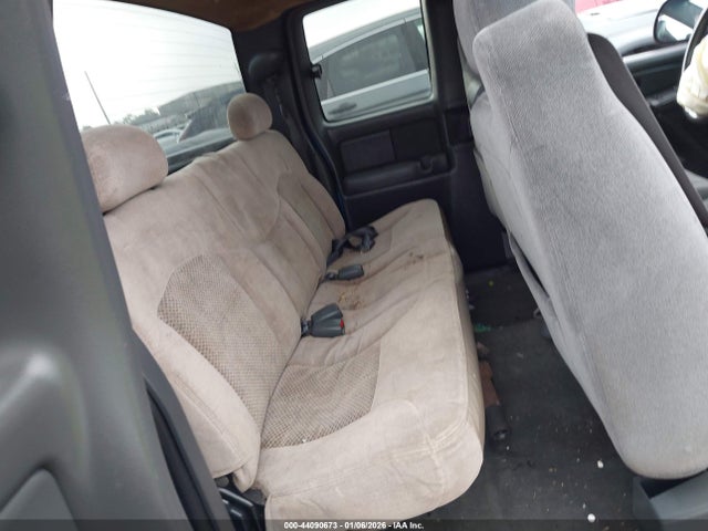 Продажа на аукционе авто 2004 Gmc Sierra 1500 Sle, vin: 2GTEC19V241116585, номер лота: 44090673
