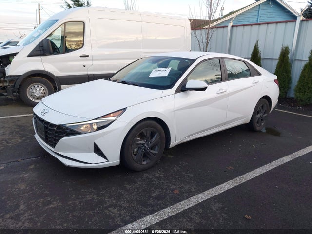 5NPLS4AG9NH084971 Hyundai ELANTRA SEL