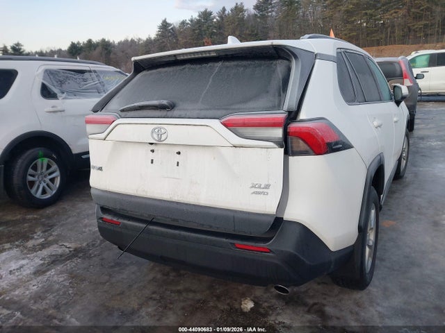 Toyota Rav4 Xle 2021 2T3P1RFV9MC232070 Image 16