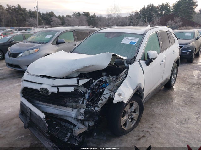 Toyota Rav4 Xle 2021 2T3P1RFV9MC232070 Image 2