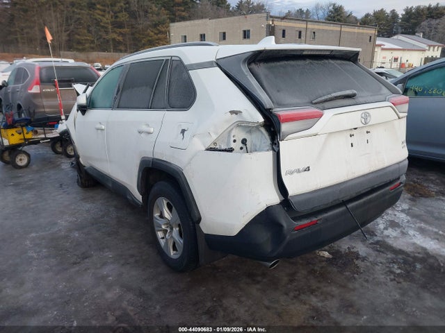 Toyota Rav4 Xle 2021 2T3P1RFV9MC232070 Image 3