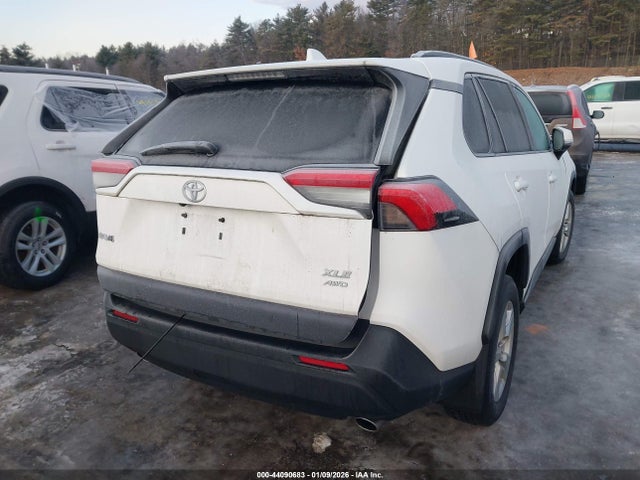 Toyota Rav4 Xle 2021 2T3P1RFV9MC232070 Image 4