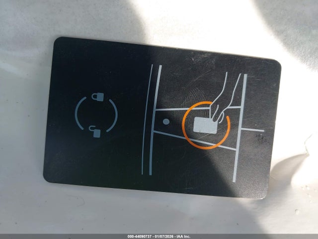 2026 TESLA MODEL Y 7SAYGDEDXTA429654 Photo 10