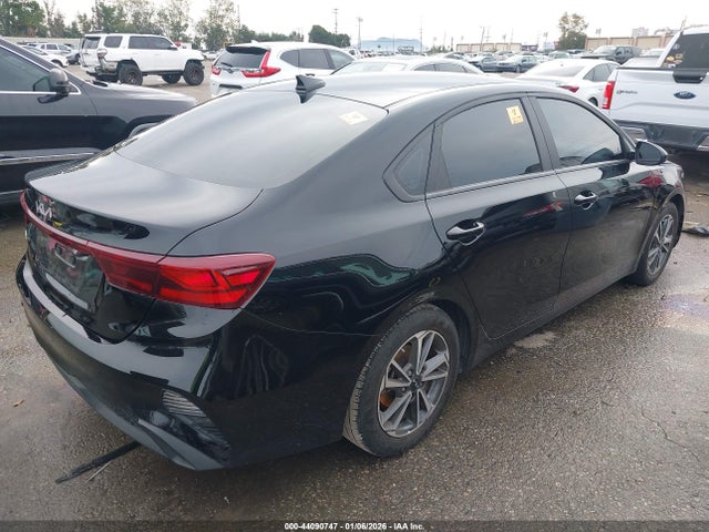 KIA Forte Lxs 2024 3KPF24AD4RE784118 Image 4