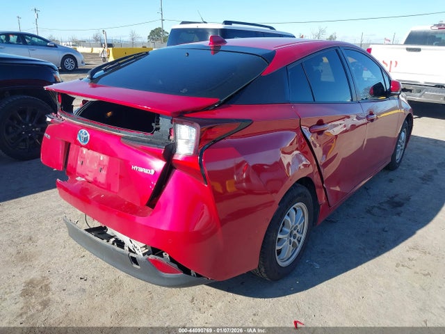 JTDKAMFU5M3148849 Toyota Prius Le