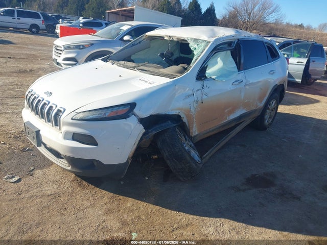 2016 Jeep Cherokee Latitude მანქანა იყიდება აუქციონზე, vin: 1C4PJMCB6GW122000, აუქციონის ნომერი: 44090788