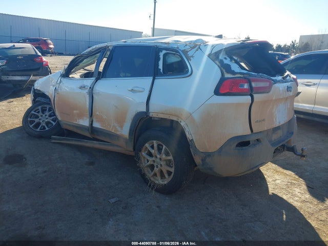 2016 Jeep Cherokee Latitude მანქანა იყიდება აუქციონზე, vin: 1C4PJMCB6GW122000, აუქციონის ნომერი: 44090788