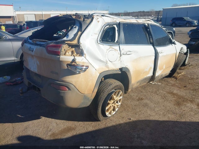 2016 Jeep Cherokee Latitude მანქანა იყიდება აუქციონზე, vin: 1C4PJMCB6GW122000, აუქციონის ნომერი: 44090788