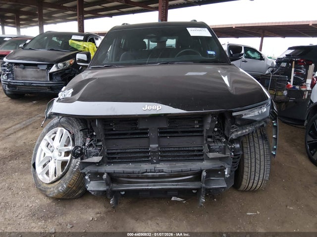 1C4RJKAG5R8552734 Jeep Grand Cherokee L Laredo X 4x4