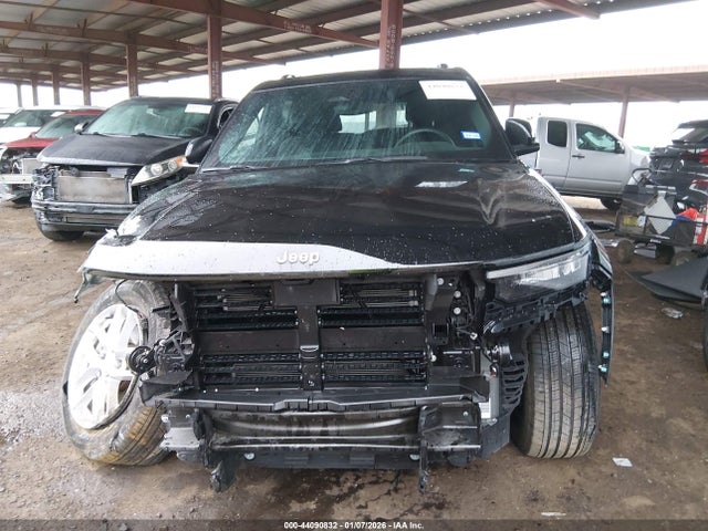 1C4RJKAG5R8552734 Jeep Grand Cherokee L Laredo X 4x4