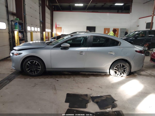 2019 Mazda Mazda3 მანქანა იყიდება აუქციონზე, vin: 3MZBPABL8KM113211, აუქციონის ნომერი: 44090856