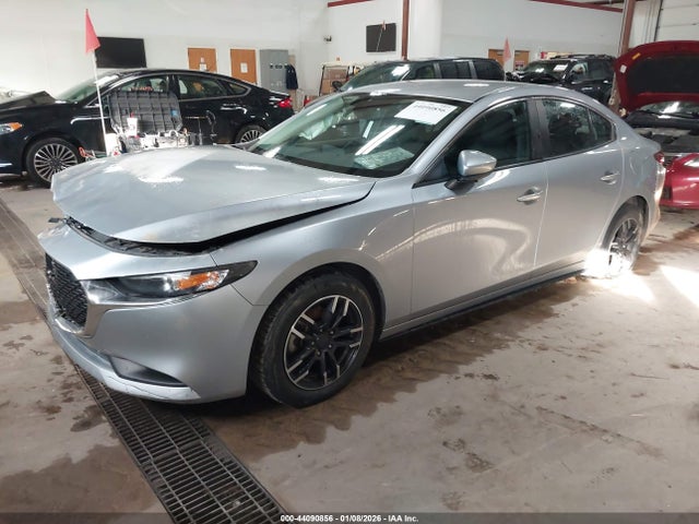 2019 Mazda Mazda3 მანქანა იყიდება აუქციონზე, vin: 3MZBPABL8KM113211, აუქციონის ნომერი: 44090856