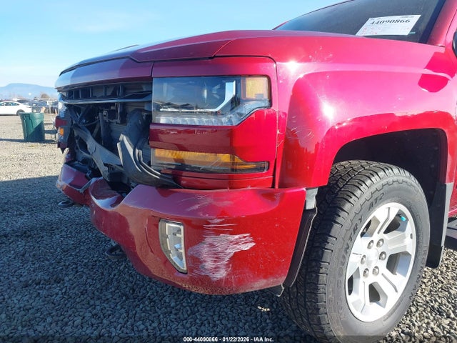 3GCUKREC1JG571397 Chevrolet Silverado 1500 2lt