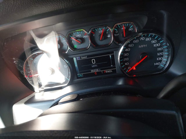 3GCUKREC1JG571397 Chevrolet Silverado 1500 2lt