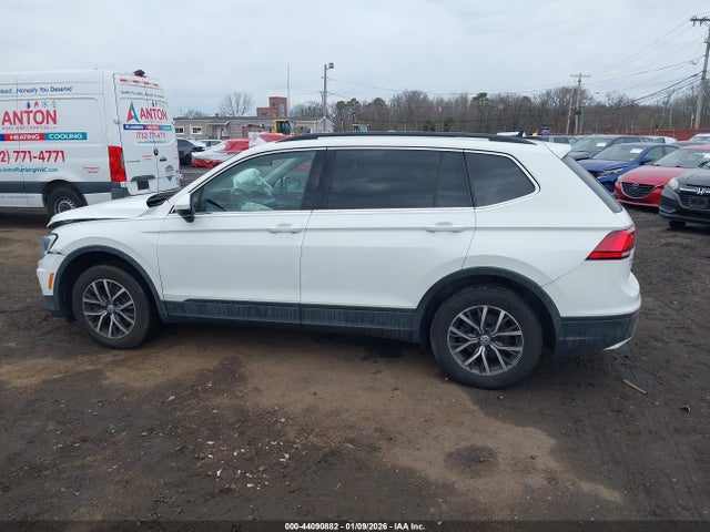 Aukcja sprzedaży 2019 Volkswagen Tiguan 2.0t Se/2.0t Sel/2.0t Sel R-line/2.0t Sel R-line Black, vin: 3VV2B7AX7KM065064, numer aukcji: 44090882