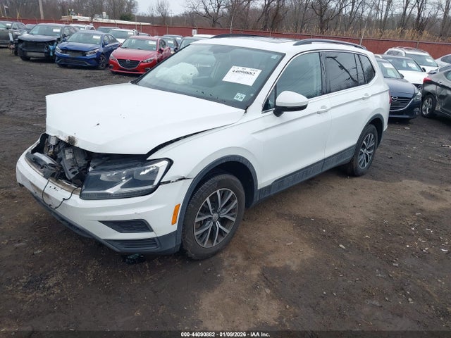 Aukcja sprzedaży 2019 Volkswagen Tiguan 2.0t Se/2.0t Sel/2.0t Sel R-line/2.0t Sel R-line Black, vin: 3VV2B7AX7KM065064, numer aukcji: 44090882