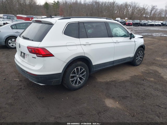Aukcja sprzedaży 2019 Volkswagen Tiguan 2.0t Se/2.0t Sel/2.0t Sel R-line/2.0t Sel R-line Black, vin: 3VV2B7AX7KM065064, numer aukcji: 44090882