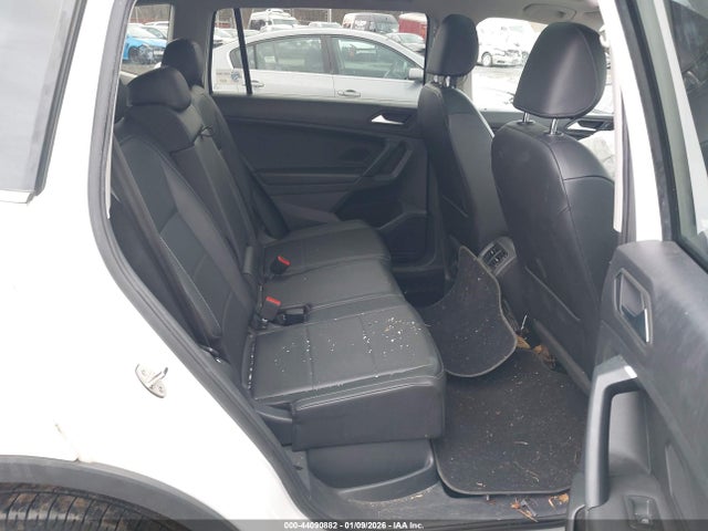 Aukcja sprzedaży 2019 Volkswagen Tiguan 2.0t Se/2.0t Sel/2.0t Sel R-line/2.0t Sel R-line Black, vin: 3VV2B7AX7KM065064, numer aukcji: 44090882