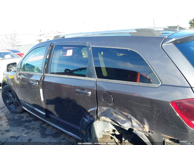 3C4PDDGG4JT430633 Dodge Journey Crossroad Awd