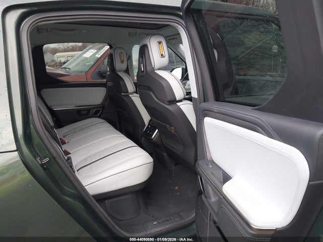 2023 RIVIAN R1T 7FCTGAAA0PN024036 Photo 7