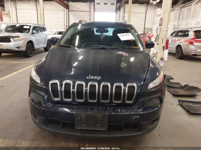 1C4PJLCBXFW721281 Jeep Cherokee Latitude