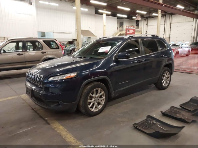1C4PJLCBXFW721281 Jeep Cherokee Latitude