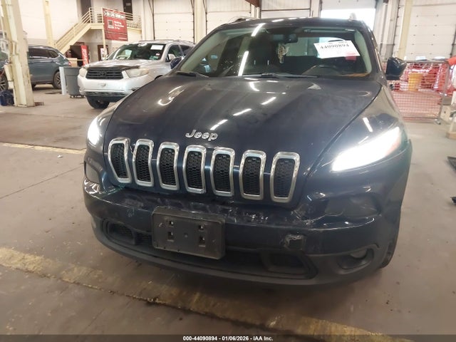 1C4PJLCBXFW721281 Jeep Cherokee Latitude