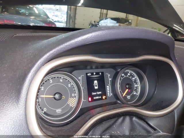 1C4PJLCBXFW721281 Jeep Cherokee Latitude