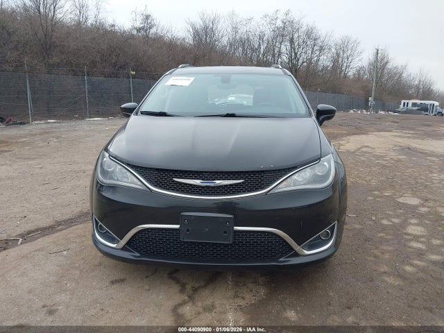 2C4RC1BG5JR252249 Chrysler Pacifica Touring L
