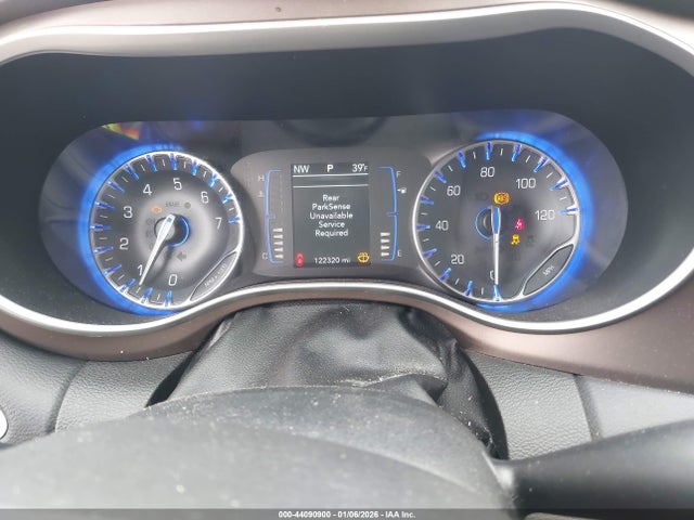 2C4RC1BG5JR252249 Chrysler Pacifica Touring L