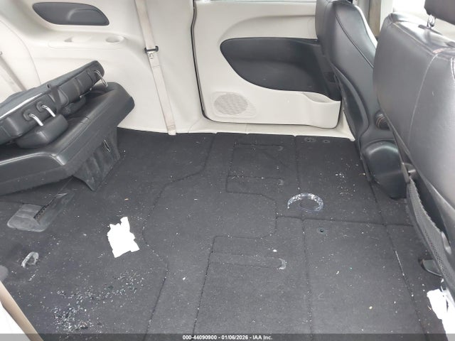 2C4RC1BG5JR252249 Chrysler Pacifica Touring L