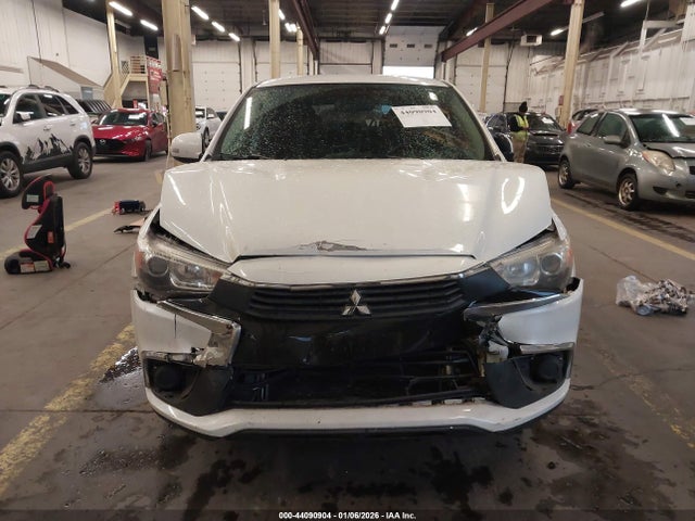 JA4AR3AU7HZ043197 Mitsubishi Outlander Sport 2.0 Le