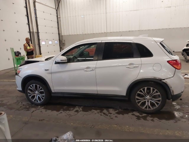 JA4AR3AU7HZ043197 Mitsubishi Outlander Sport 2.0 Le