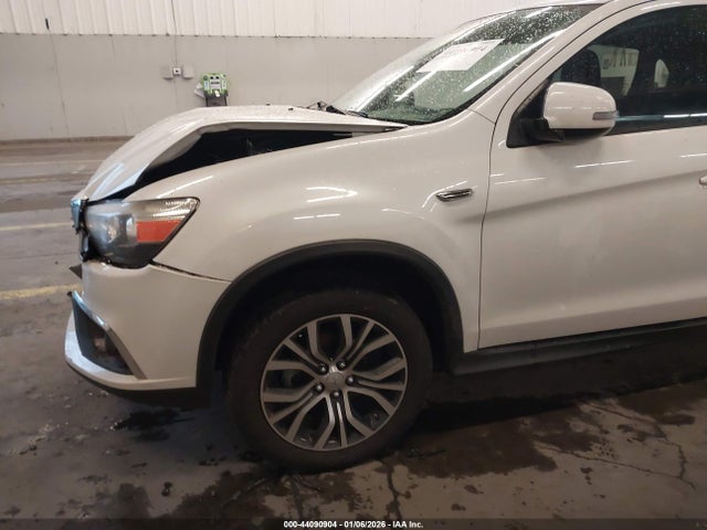 2017 MITSUBISHI OUTLANDER SPORT JA4AR3AU7HZ043197 Photo 5