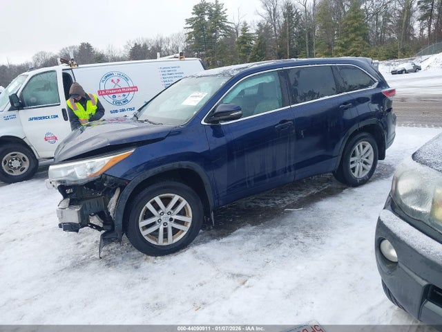 5TDBKRFH1FS205272 Toyota Highlander Le V6