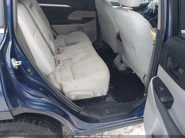 5TDBKRFH1FS205272 Toyota Highlander Le V6