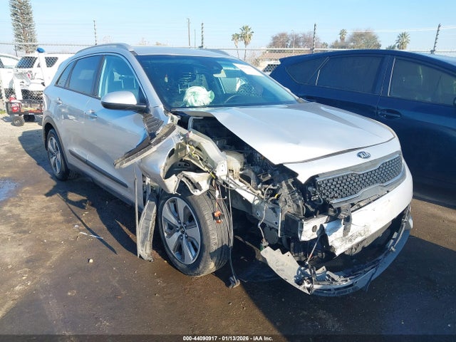 KIA NIRO LX 2017 KNDCB3LC3H5103992 главное изображение
