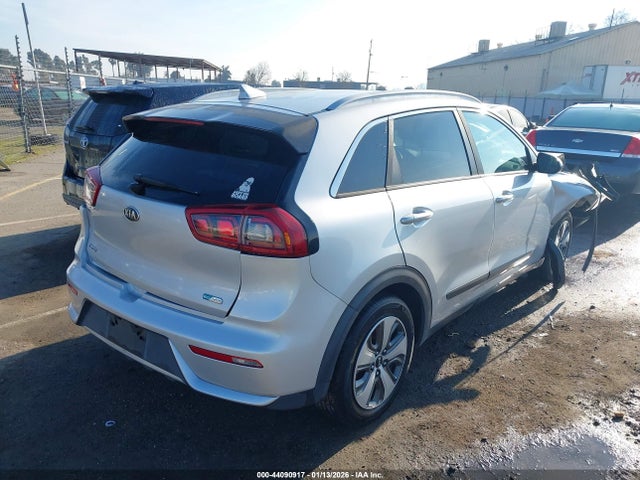 KIA NIRO LX 2017 KNDCB3LC3H5103992 Image 4