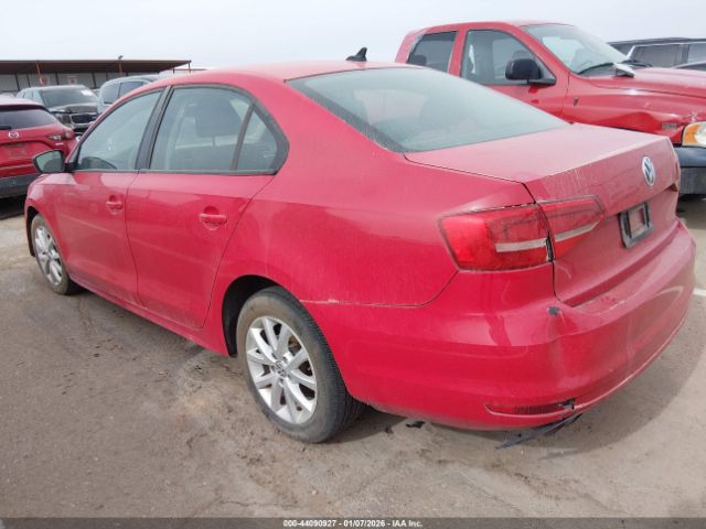 2015 VOLKSWAGEN JETTA 3VWD17AJ9FM269826 Photo 2
