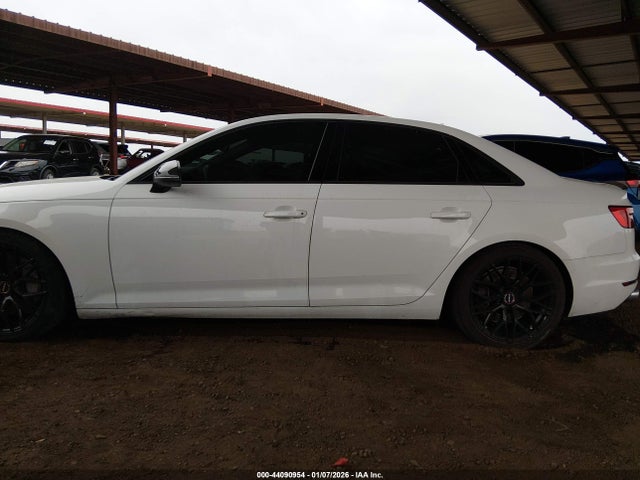 WAUGNAF48HN024591 Audi A4 2.0t Premium