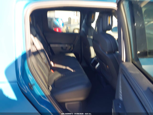 Продажа на аукционе авто 2022 Rivian R1t Adventure, vin: 7FCTGAAA4NN010721, номер лота: 44090973