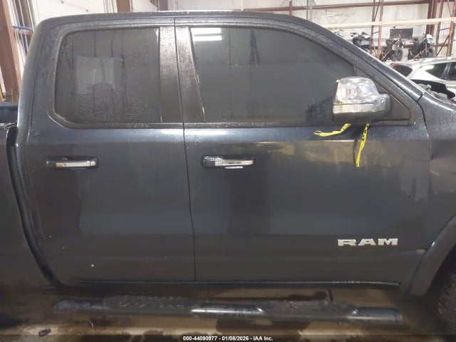 2020 Ram 1500 Laramie  4x4 6'4 Box მანქანა იყიდება აუქციონზე, vin: 1C6SRFDT0LN307382, აუქციონის ნომერი: 44090977