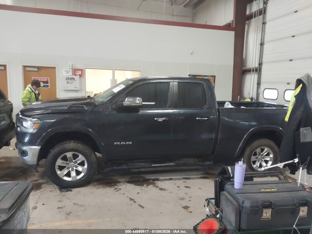2020 Ram 1500 Laramie  4x4 6'4 Box მანქანა იყიდება აუქციონზე, vin: 1C6SRFDT0LN307382, აუქციონის ნომერი: 44090977