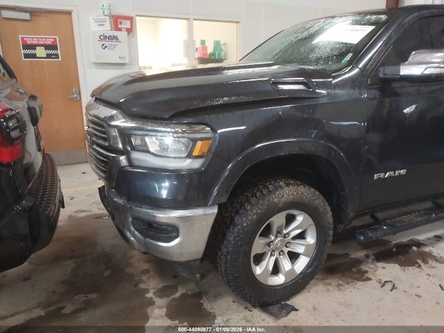 2020 Ram 1500 Laramie  4x4 6'4 Box მანქანა იყიდება აუქციონზე, vin: 1C6SRFDT0LN307382, აუქციონის ნომერი: 44090977