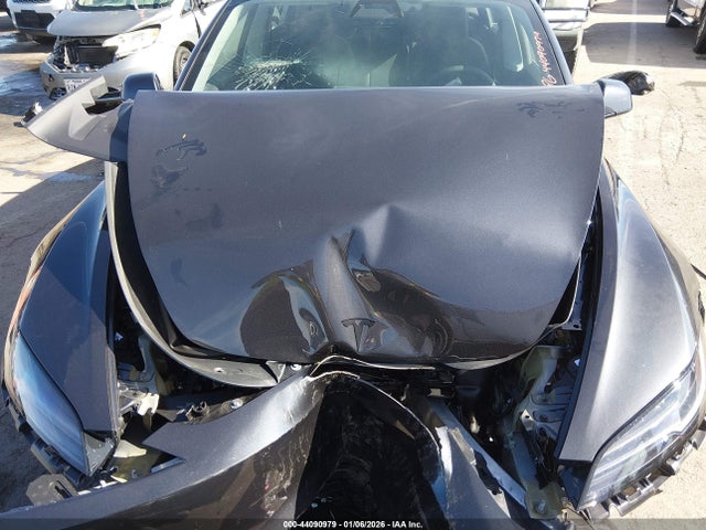 2026 TESLA MODEL 3 5YJ3E1EA1TF142711 Photo 9