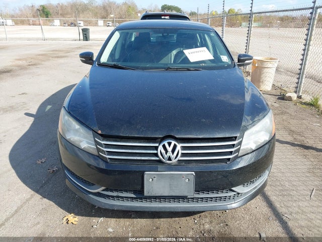 44090992 :رقم المزاد ، 1VWAP7A39EC019988 vin ، 2014 Volkswagen Passat 2.5l S/2.5l Wolfsburg Edition مزاد بيع