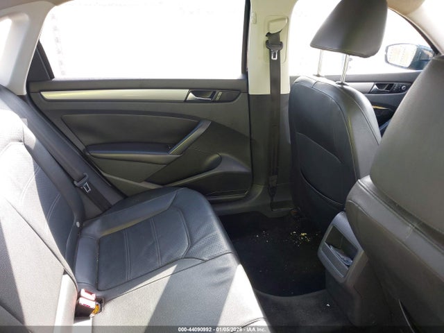 44090992 :رقم المزاد ، 1VWAP7A39EC019988 vin ، 2014 Volkswagen Passat 2.5l S/2.5l Wolfsburg Edition مزاد بيع