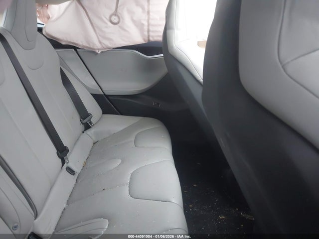 2015 TESLA MODEL S 5YJSA1H21FF100720 Photo 7